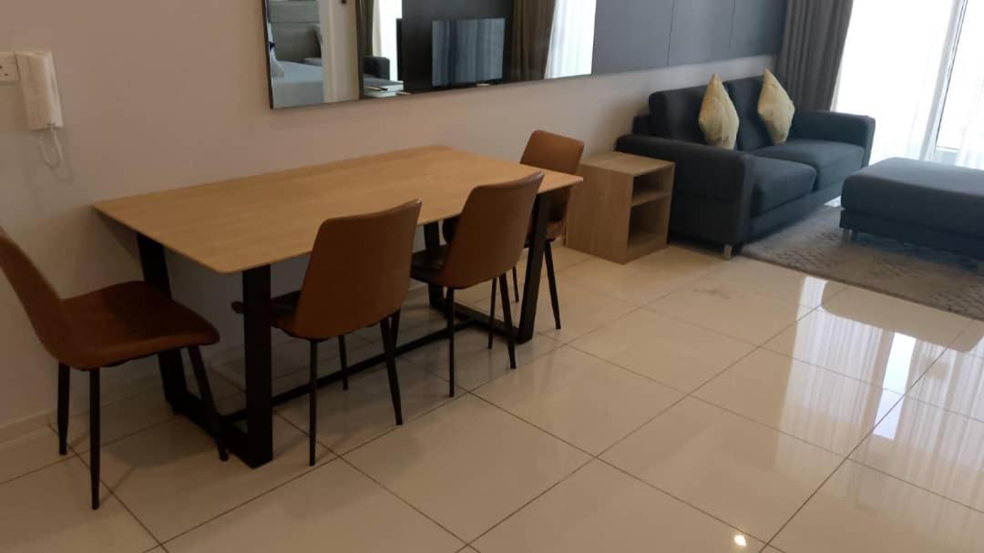 The Robertson Bukit Bintang By Wowhome Kuala Lumpur Luaran gambar